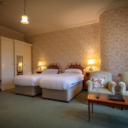 Glengarry Castle Hotel Инвъргари Екстериор снимка