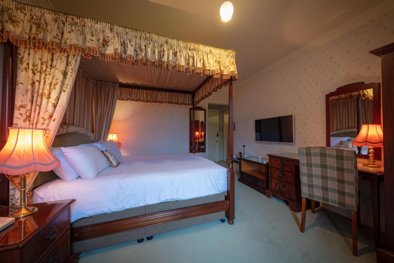 Glengarry Castle Hotel Инвъргари Екстериор снимка