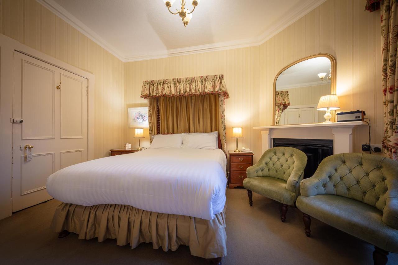Glengarry Castle Hotel Инвъргари Екстериор снимка
