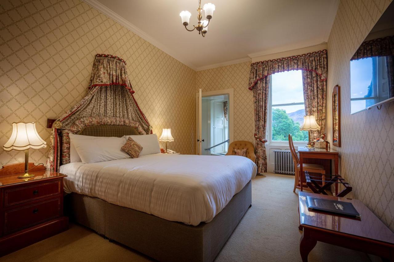 Glengarry Castle Hotel Инвъргари Екстериор снимка