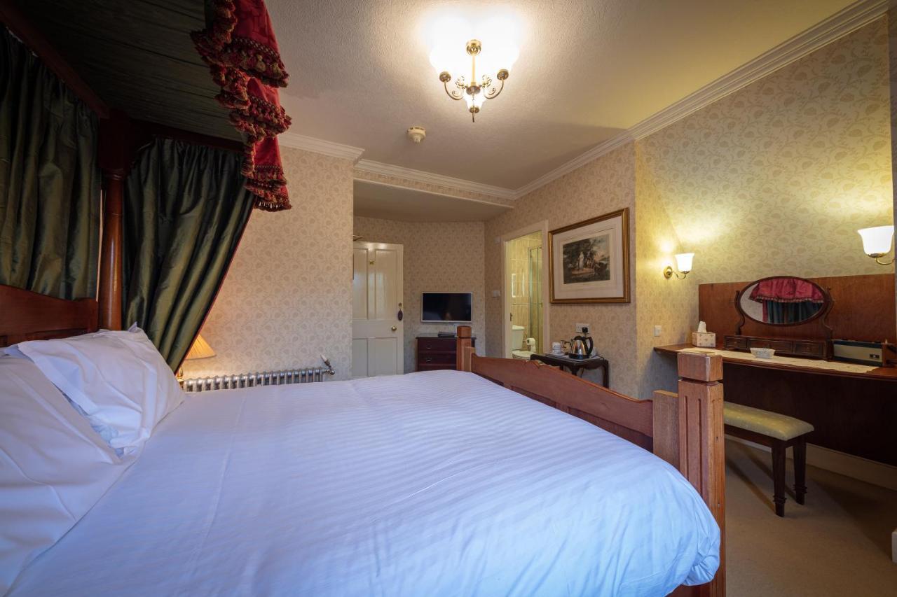 Glengarry Castle Hotel Инвъргари Екстериор снимка