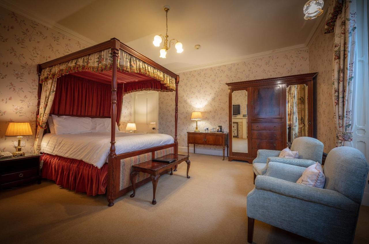 Glengarry Castle Hotel Инвъргари Екстериор снимка
