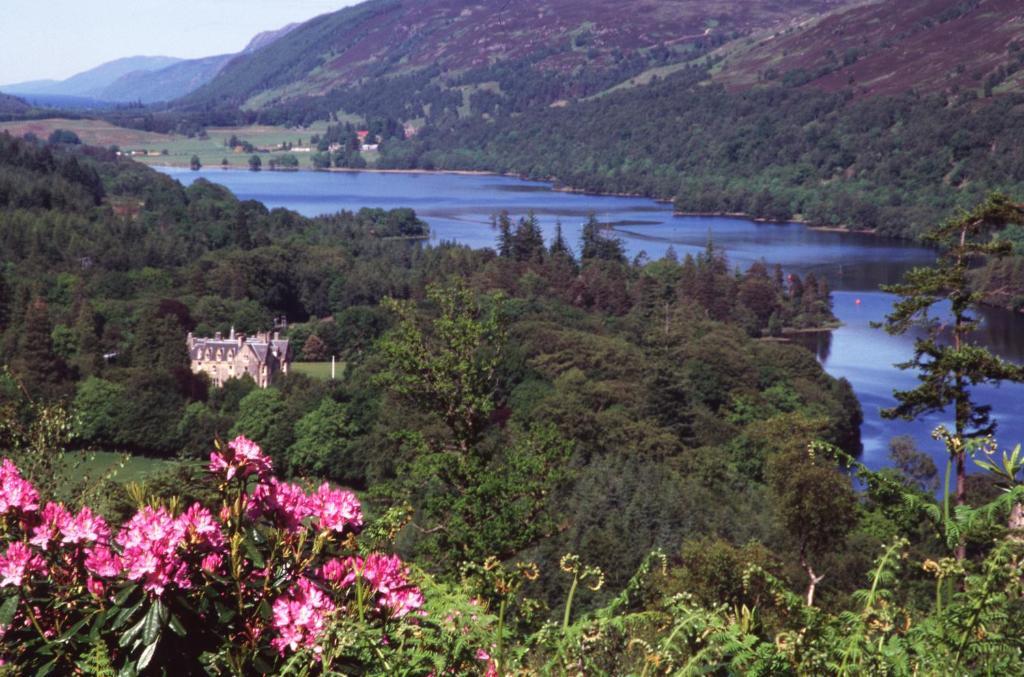 Glengarry Castle Hotel Инвъргари Екстериор снимка