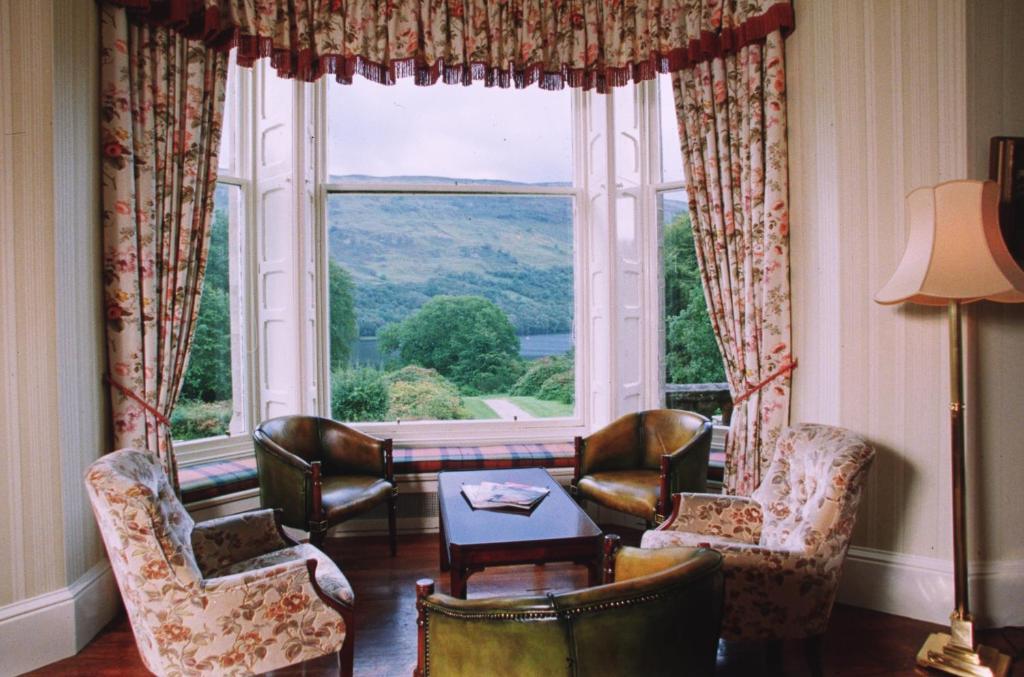 Glengarry Castle Hotel Инвъргари Екстериор снимка